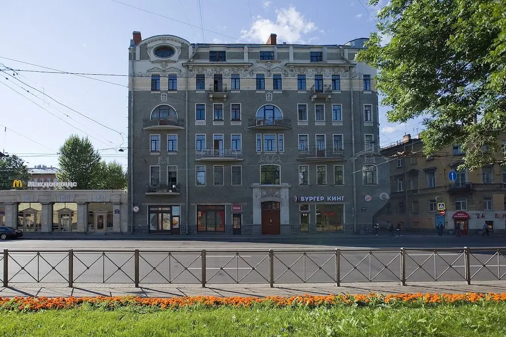 Санкт-Петербург: Апартаменты Emperoom Zagorodniy