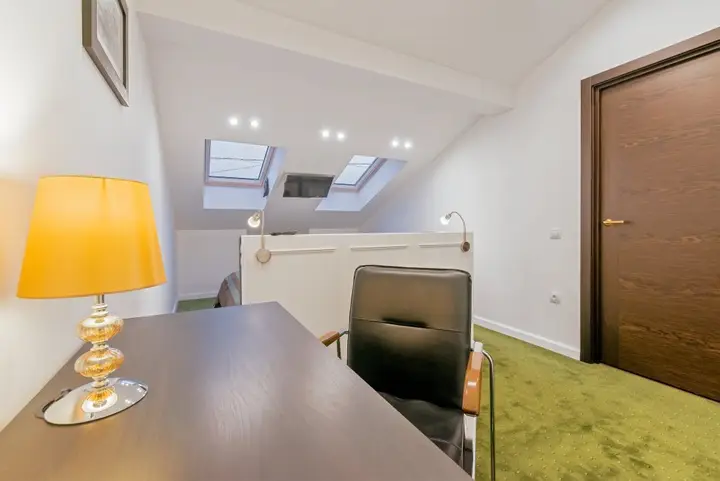 Санкт-Петербург: Flatstar Na Nevskom 113/4 Apartments