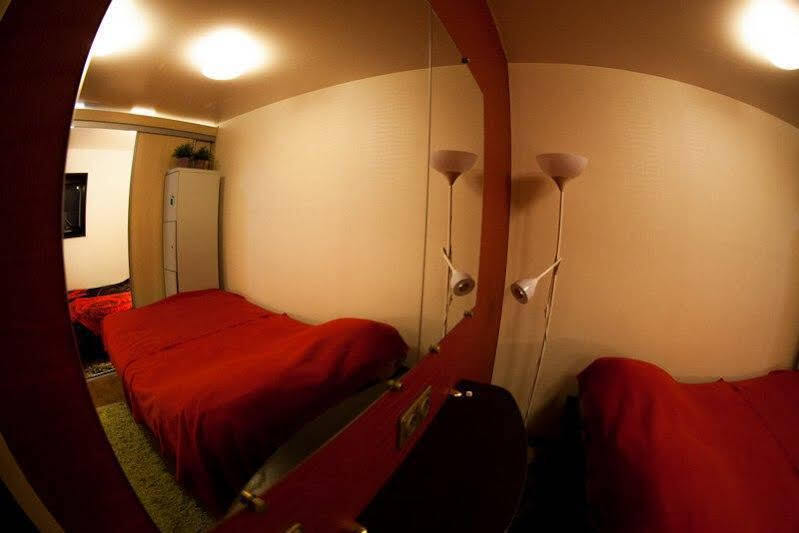 Санкт-Петербург: Four Rooms Hostel