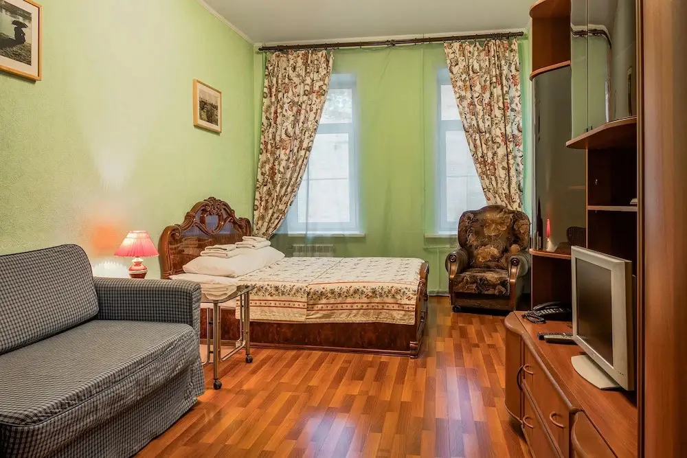 Санкт-Петербург: Friends apartment on Griboedova 27
