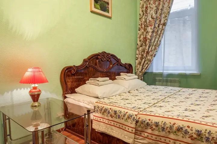 Санкт-Петербург: Friends apartment on Griboedova 27