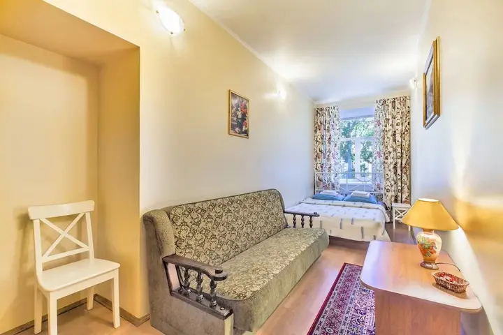 Санкт-Петербург: Friends Apartment Bol. Konushennaya 1.2