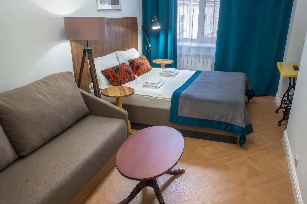 Санкт-Петербург: Apartamenty Zolotoj treugol'nik