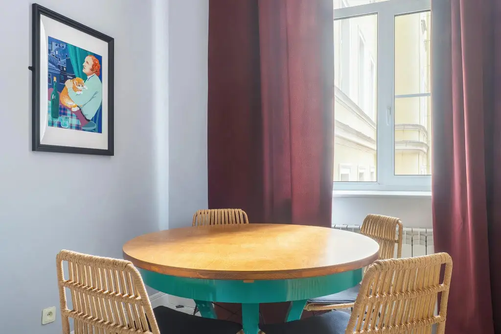 Санкт-Петербург: Apartamenty Zolotoj treugol'nik