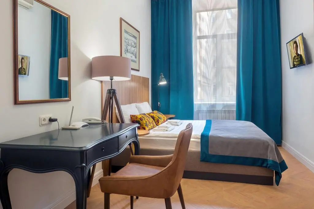 Санкт-Петербург: Apartamenty Zolotoj treugol'nik