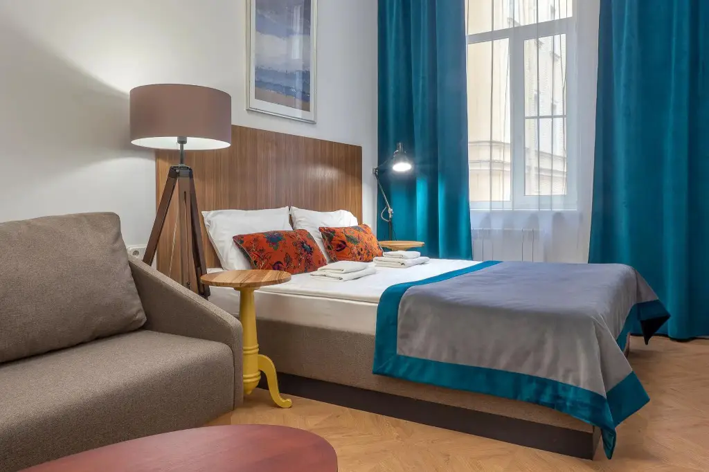 Санкт-Петербург: Apartamenty Zolotoj treugol'nik