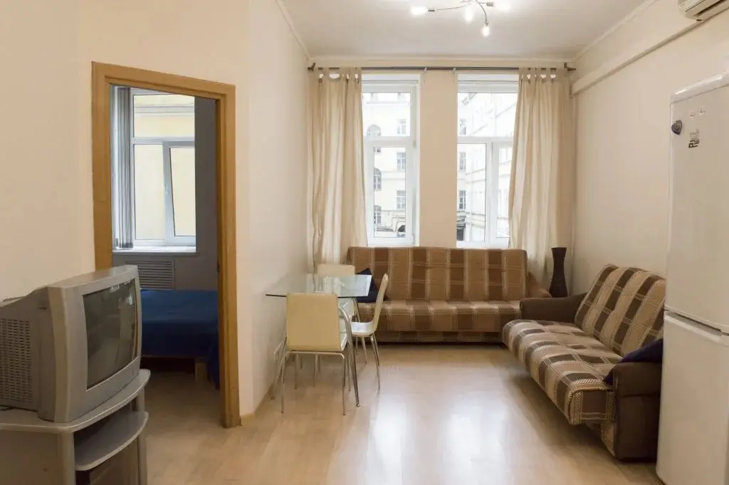 Санкт-Петербург: Friends apartment on Nevsky 130