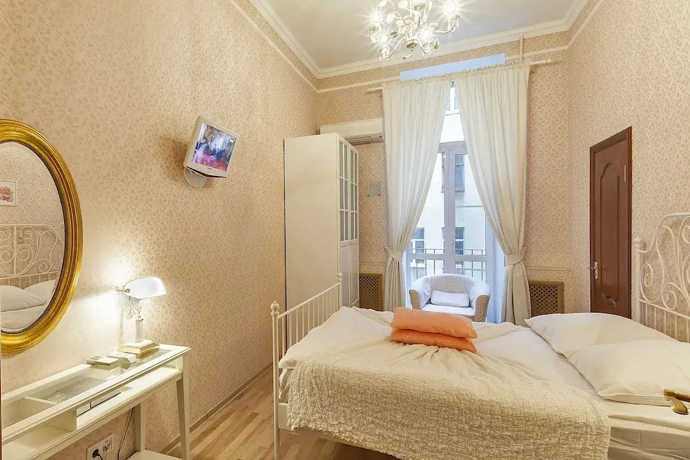 Friends apartment on Vosstaniya — фото 1
