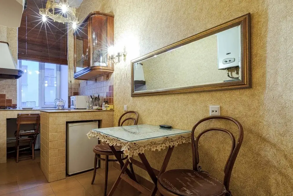 Санкт-Петербург: Friends apartment on Vosstaniya