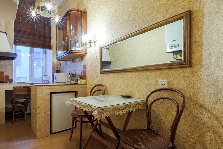 Санкт-Петербург: Friends apartment on Vosstaniya