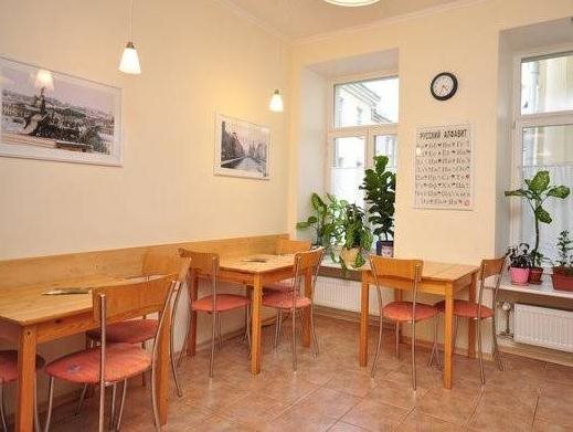 Санкт-Петербург: German B&B