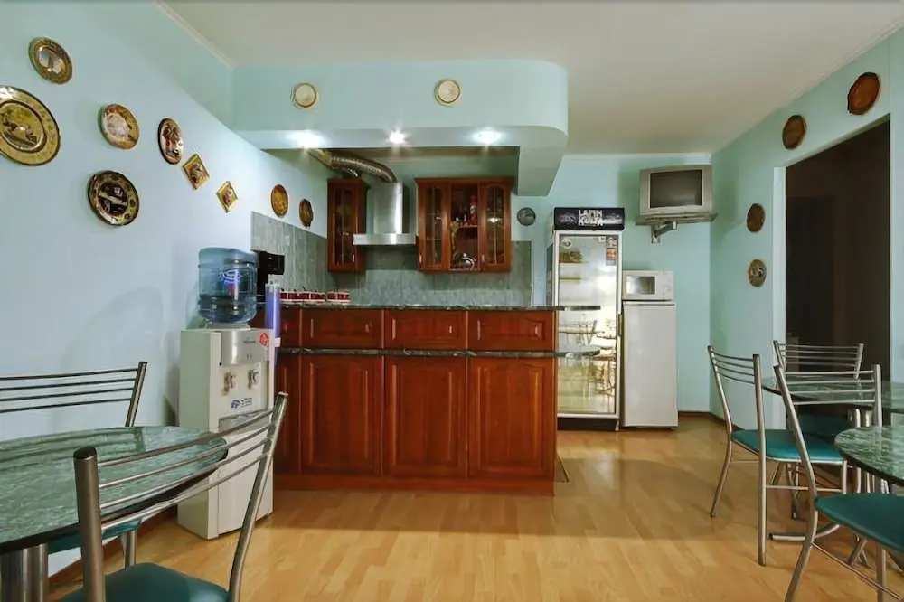 Санкт-Петербург: Меблированные комнаты Old Flat 