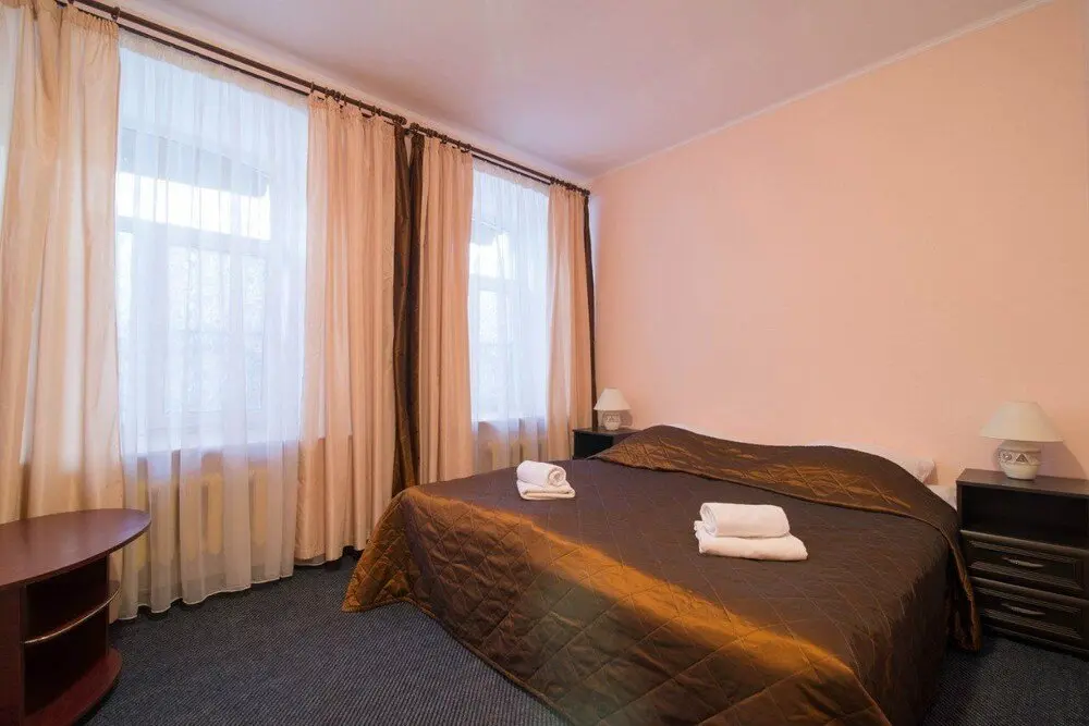 Санкт-Петербург: Меблированные комнаты Old Flat 