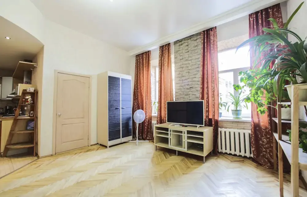 Санкт-Петербург: Apartment on Marata 35
