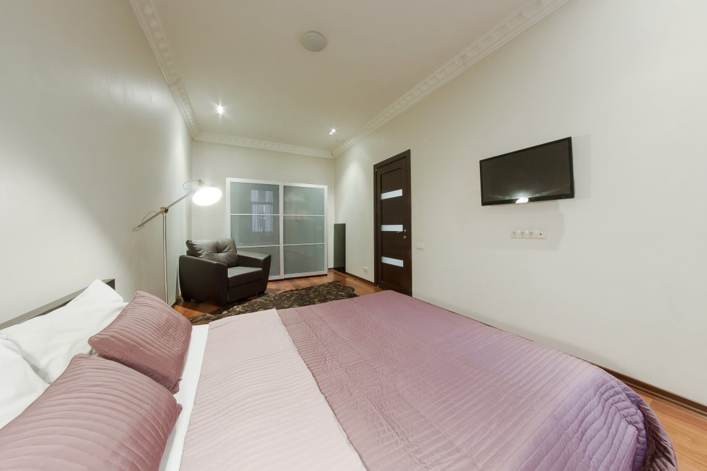 Санкт-Петербург: Hth24 Na Nevskom 119 Apartments