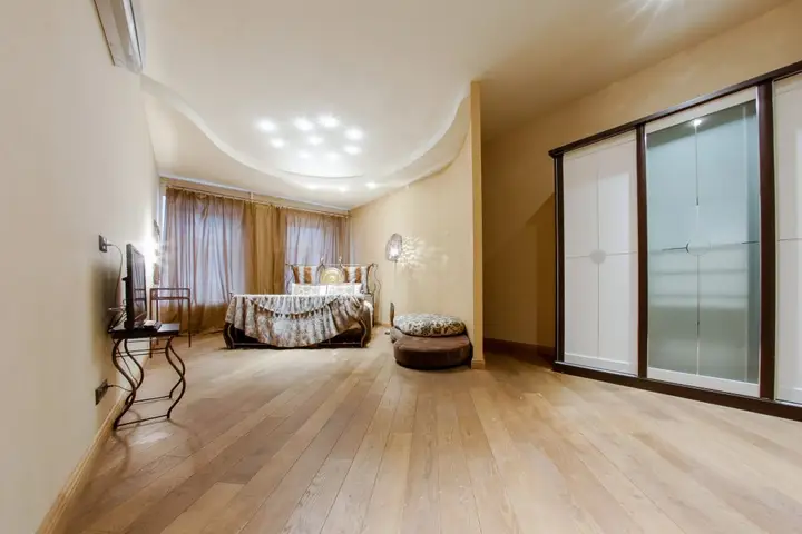 Санкт-Петербург: Hth24 Na Vosstaniya 26 Apartments