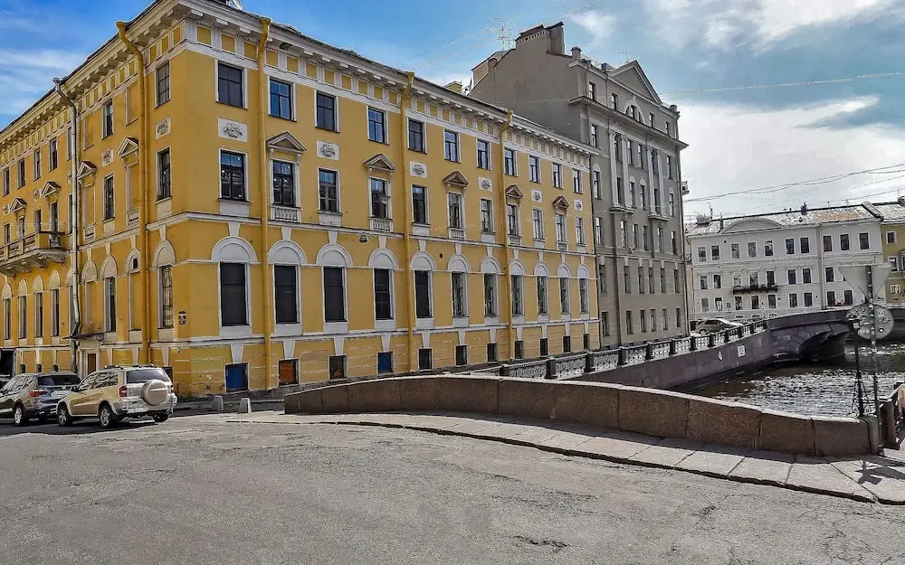 Home4day Spacious Apartment by the Hermitage — фото 1