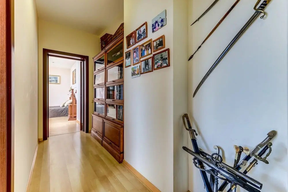 Санкт-Петербург: Home4day Spacious loft in the heart of Petersburg
