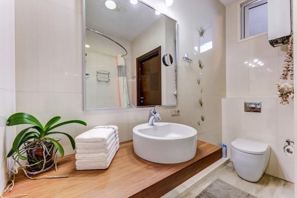 Санкт-Петербург: Home4day Spacious loft in the heart of Petersburg