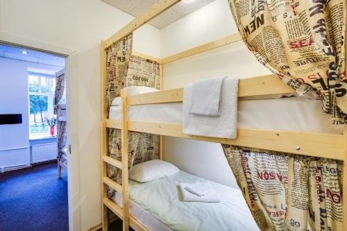 Санкт-Петербург: Hostel-Neva BnB