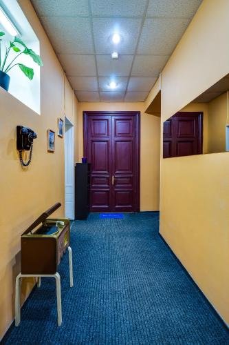 Санкт-Петербург: Hostel-Neva BnB