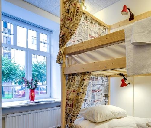 Санкт-Петербург: Hostel-Neva BnB