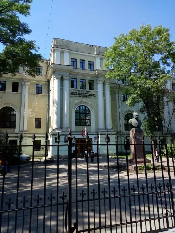 Санкт-Петербург: Меблированные комнаты на Жуковского