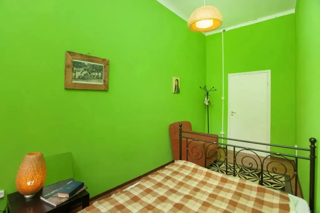 Санкт-Петербург: Late Breakfast Club Hotel