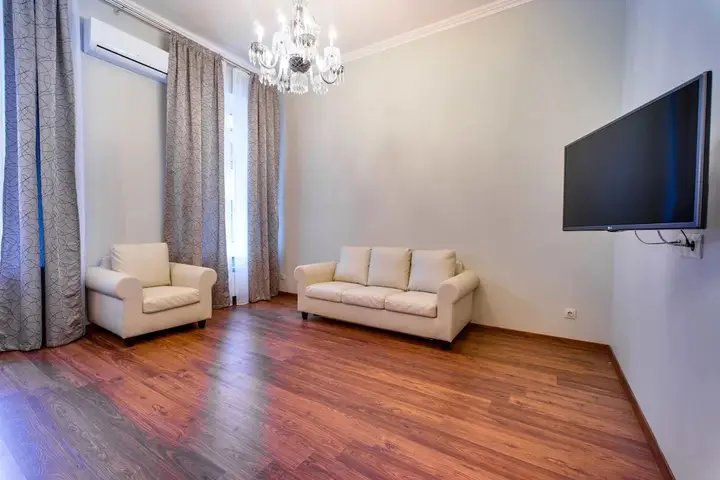 Санкт-Петербург: Letyourflat Apartments "Rose"