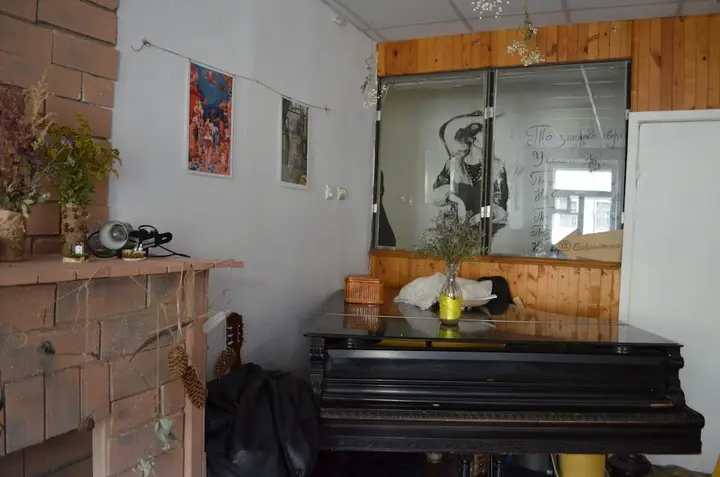 Санкт-Петербург: Hostel Biblioteka