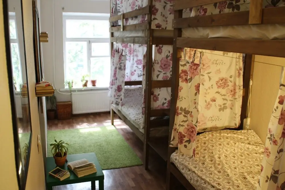 Санкт-Петербург: Hostel Biblioteka
