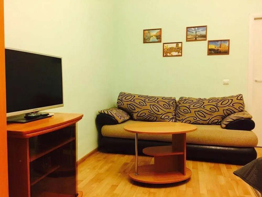 Санкт-Петербург: Guest House at Fontanka River Embankment 85