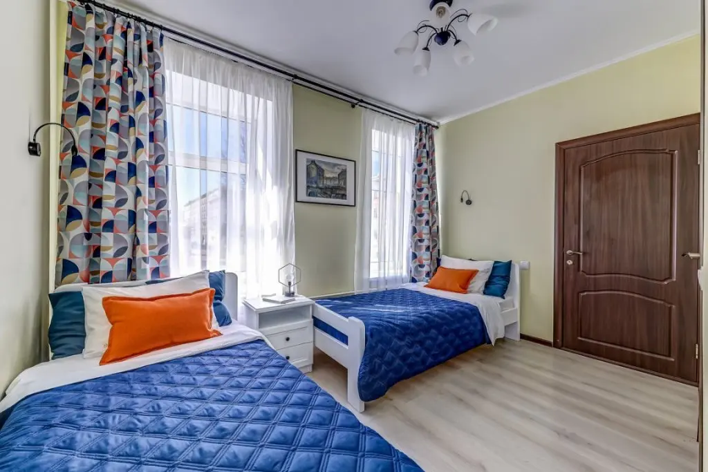 Санкт-Петербург: Boho City Hotel