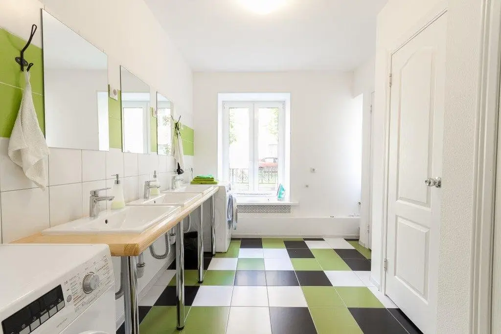 Санкт-Петербург: Najs Mohovaya Hostel