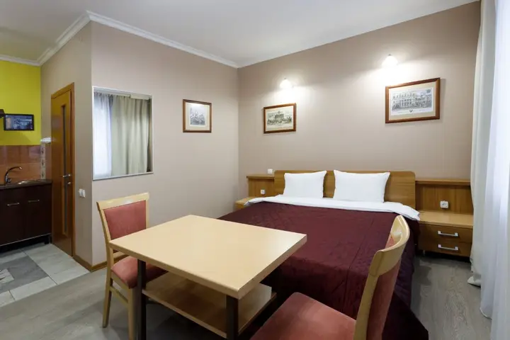 Санкт-Петербург: Na Grecheskom 29 E Apartments