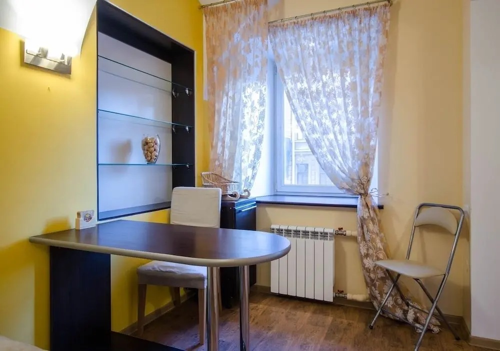 Санкт-Петербург: Emperoom Near Summer Garden Apartments