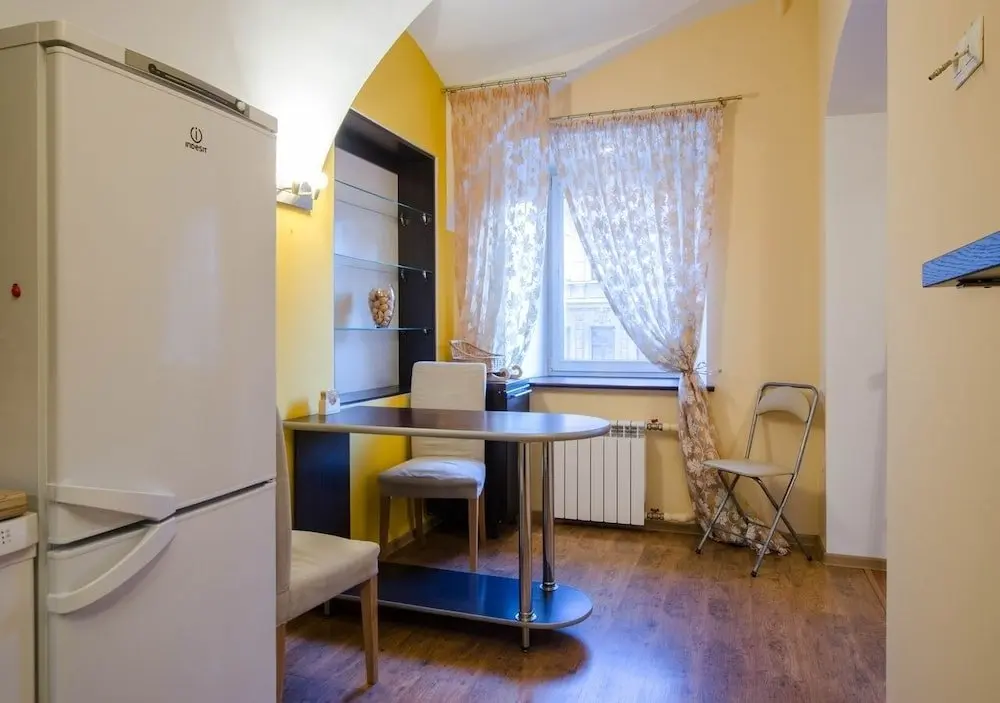 Санкт-Петербург: Emperoom Near Summer Garden Apartments