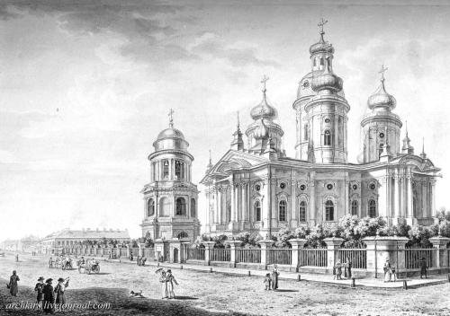 Санкт-Петербург: Old Church Courtyard