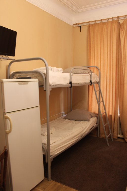 Санкт-Петербург: Меблированные комнаты Old Flat на Восстания