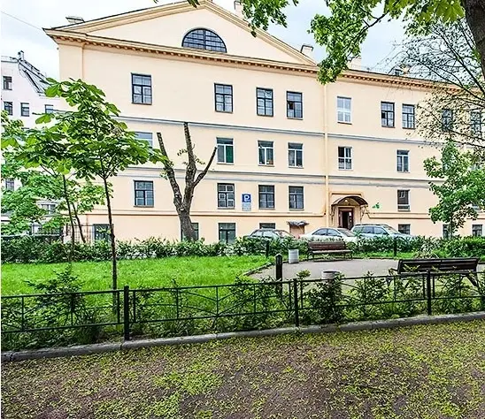 Санкт-Петербург: Меблированные комнаты на Итальянской