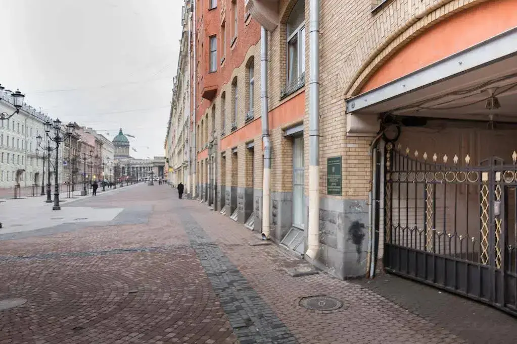 Peter the Great Apartments near Hermitage  — фото 1