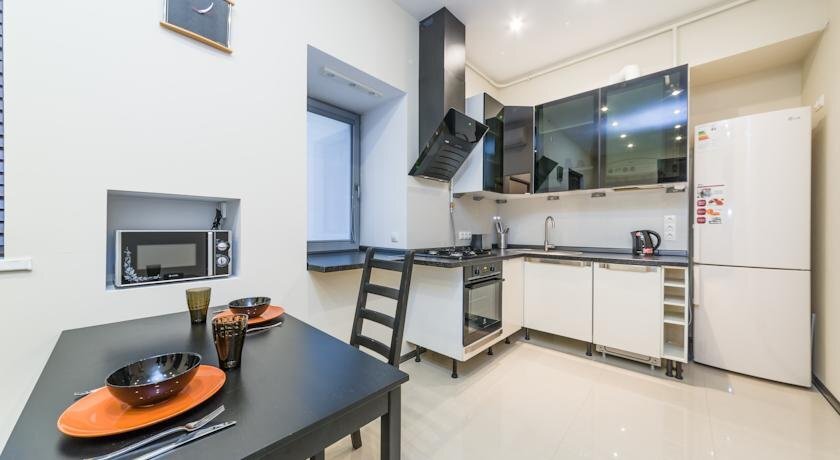 Санкт-Петербург: Peter the Great Apartments near Hermitage