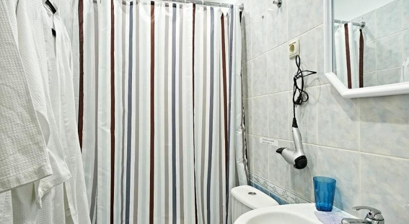 Санкт-Петербург: Pushkin Square Hotel 