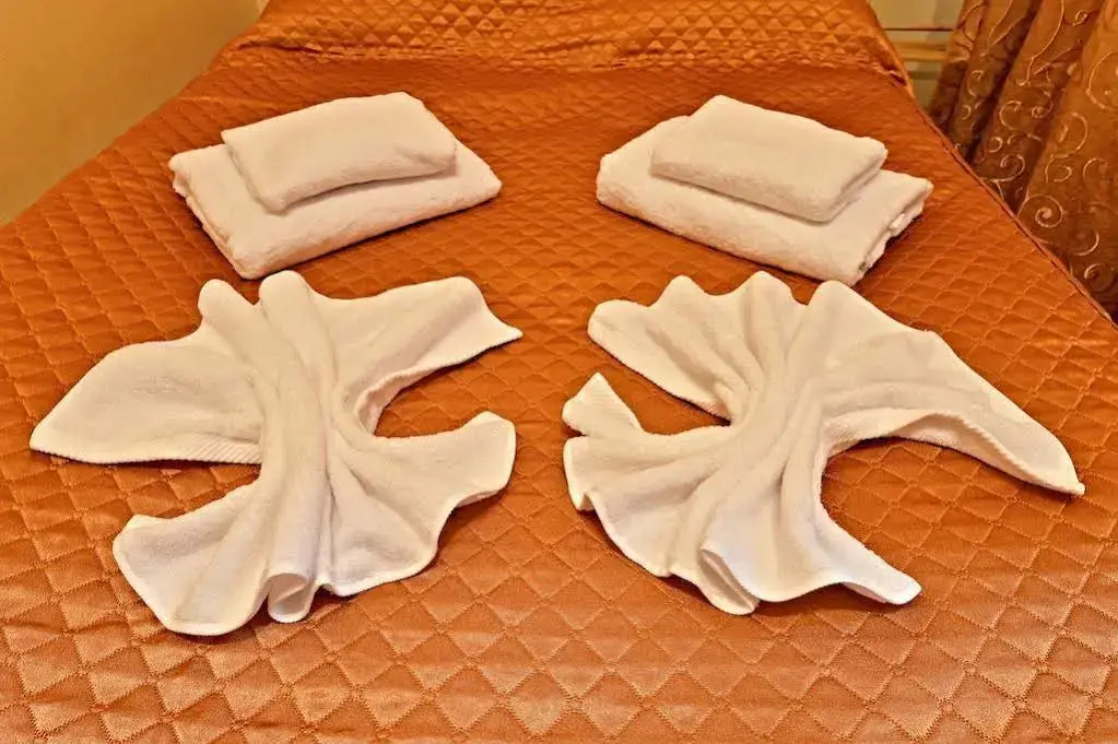 Санкт-Петербург: Pushkin Square Hotel