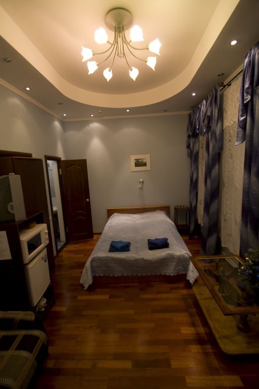 Санкт-Петербург: Pushkin Square Hotel 
