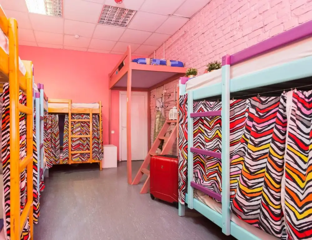 Санкт-Петербург: Red House Hostel