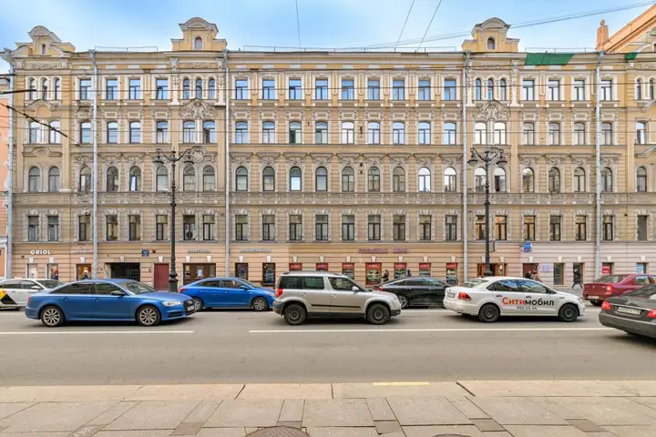 Санкт-Петербург: Apartico (Апартико) на Невском