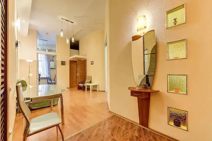 Санкт-Петербург: Nevsky Forum Apartments