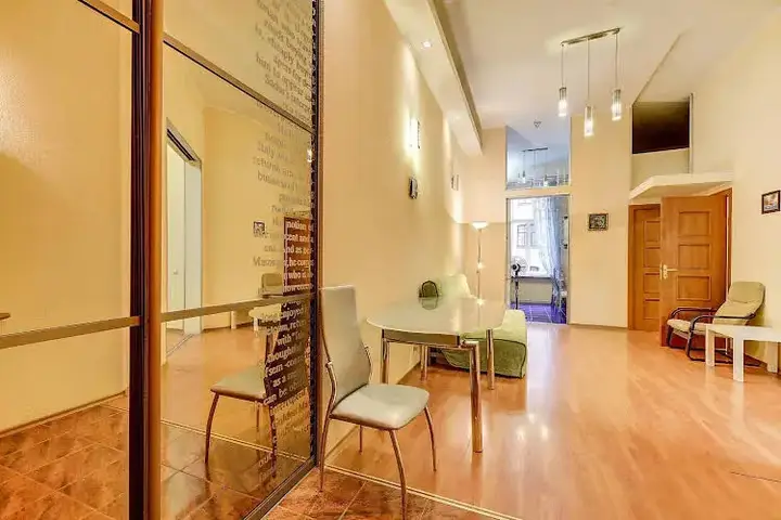 Санкт-Петербург: Nevsky Forum Apartments