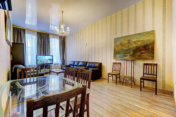 Санкт-Петербург: Nevsky Forum Apartments
